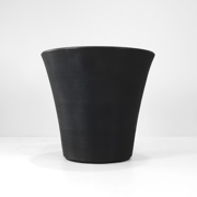 Picture of Myla 20" Planter Black Resin