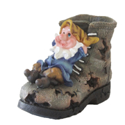 Picture of 9" Gnome in Old Boot Planter