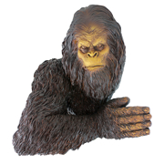 Picture of Dt Bigfoot The Bashful Yeti Tree Sculpture